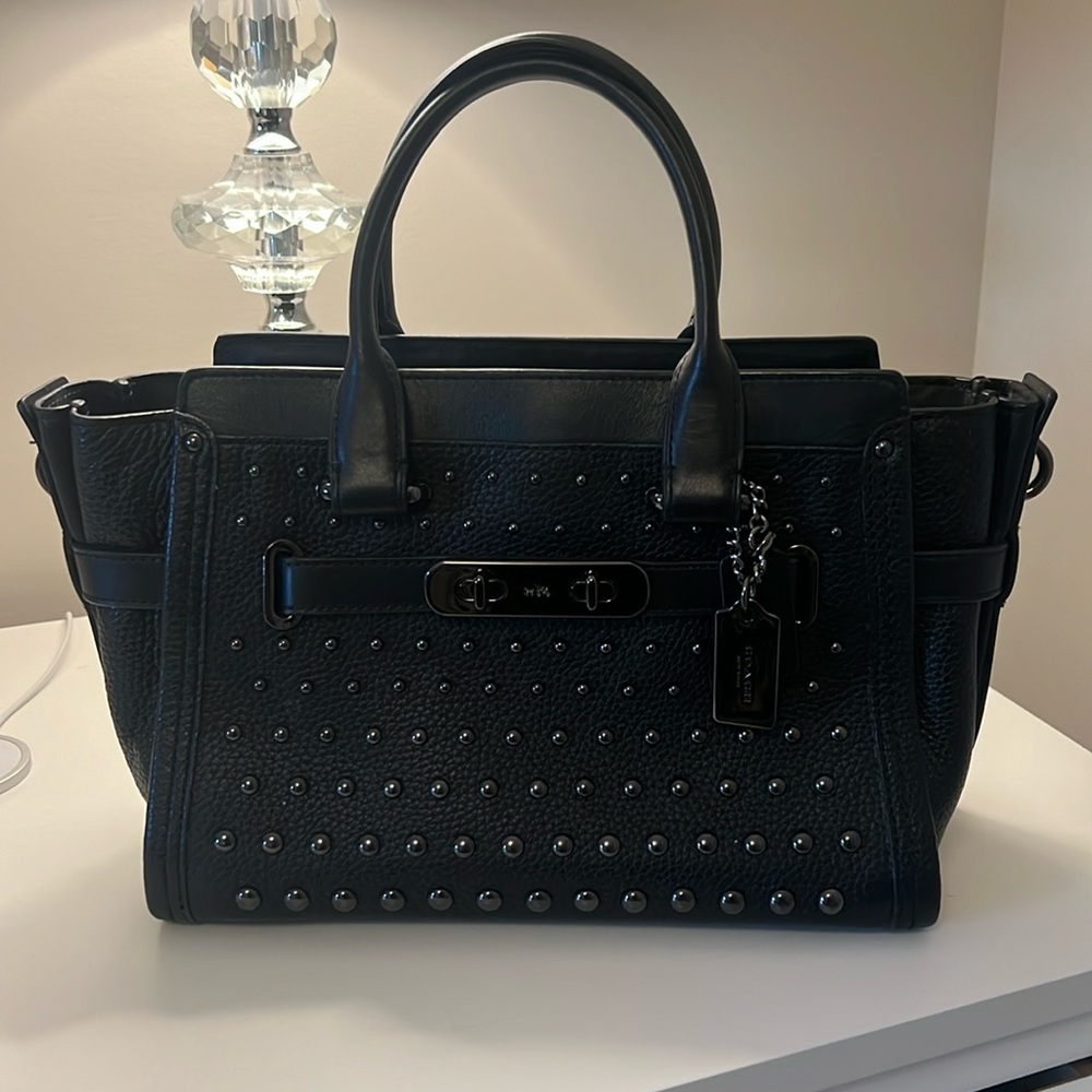 Coach Swagger 27 Ombre Rivets Black